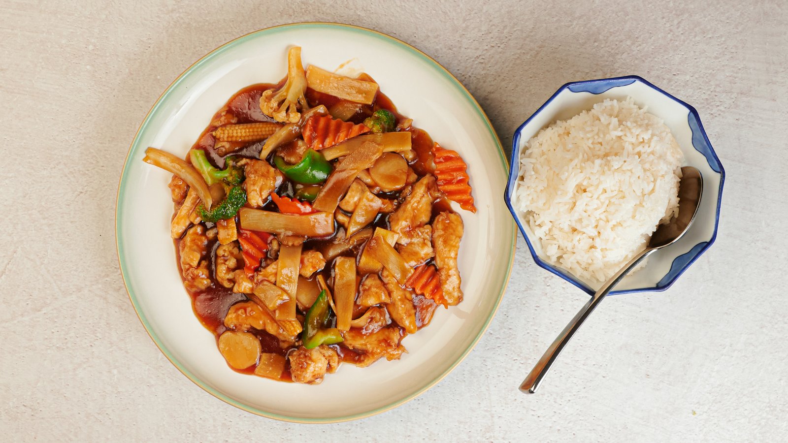 37. Kylling Chopsuey